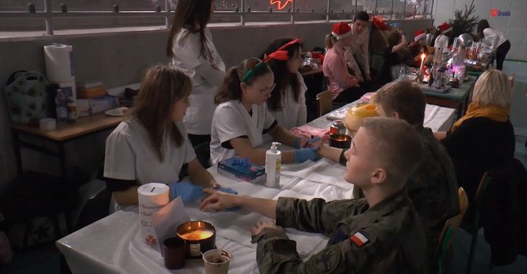 Kiermasz Bożonarodzeniowy w Rolibudzie