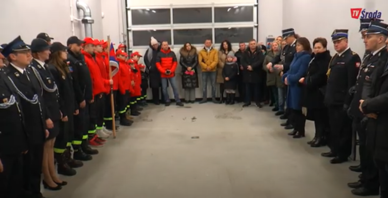 Strażacy z OSP Środa mają nowy garaż