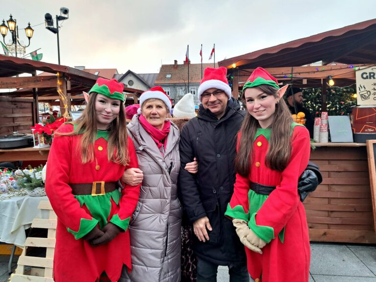 Udany Jarmark Mikołajkowy w Środzie