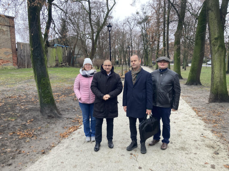 Zakończono rewitalizację średzkiego parku planty