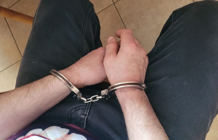 Jechał na rowerze, miał problem z utrzymaniem równowagi