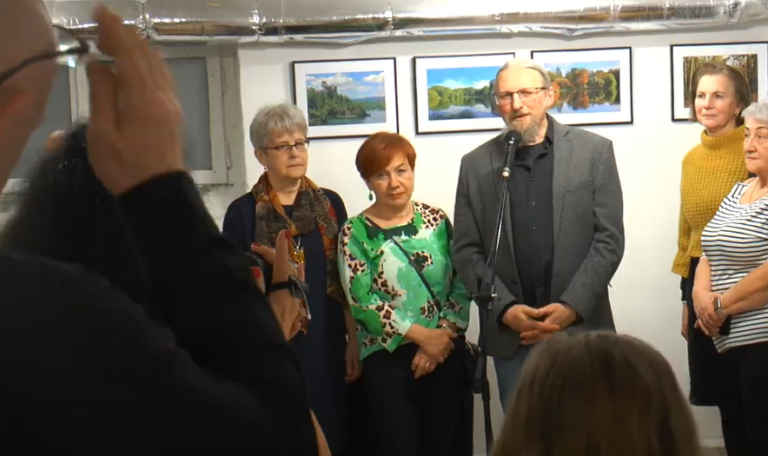 Wersnisaż zdjęć członków Uniwersytetu Trzeciego Wieku