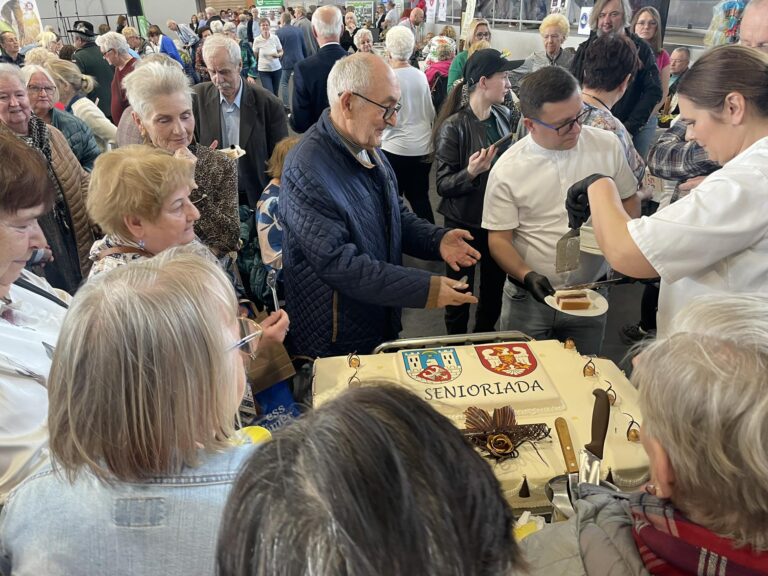Średzcy seniorzy bawili się na Senioriadzie