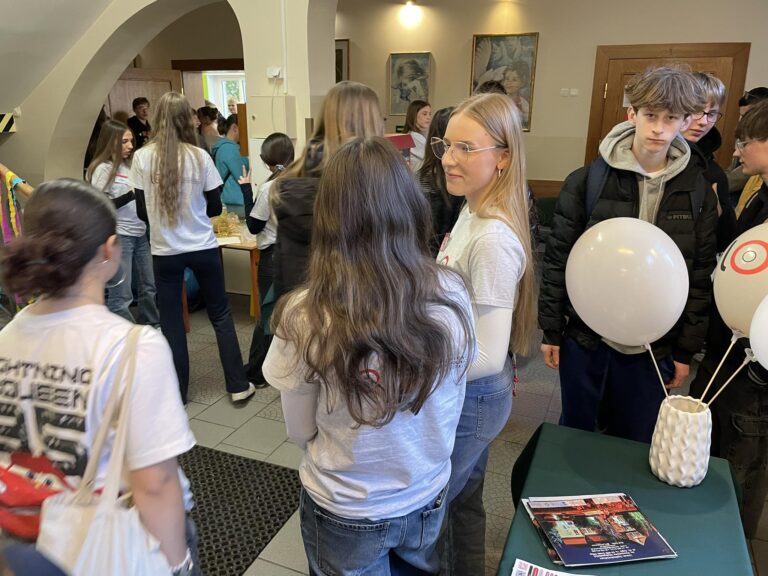 Drzwi Otwarte w średzkim LO